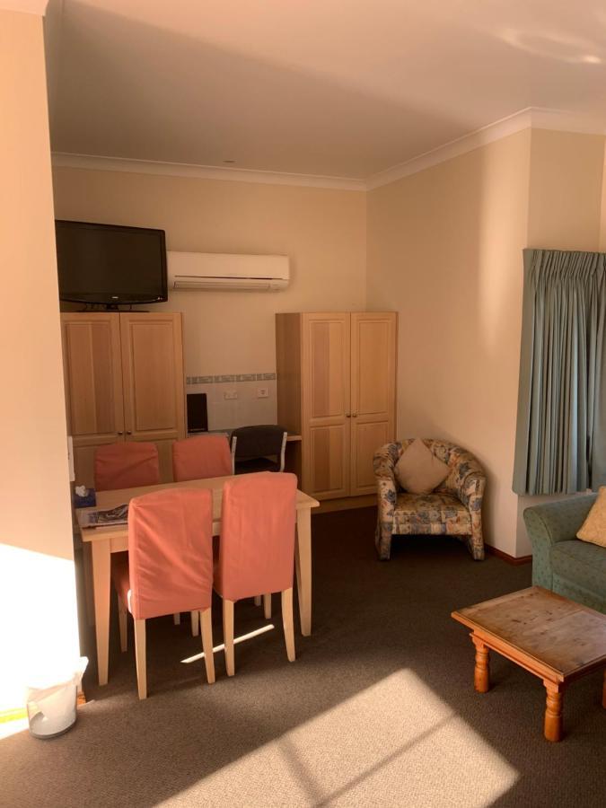 Bairnsdale Tanjil Motor Inn Exterior photo